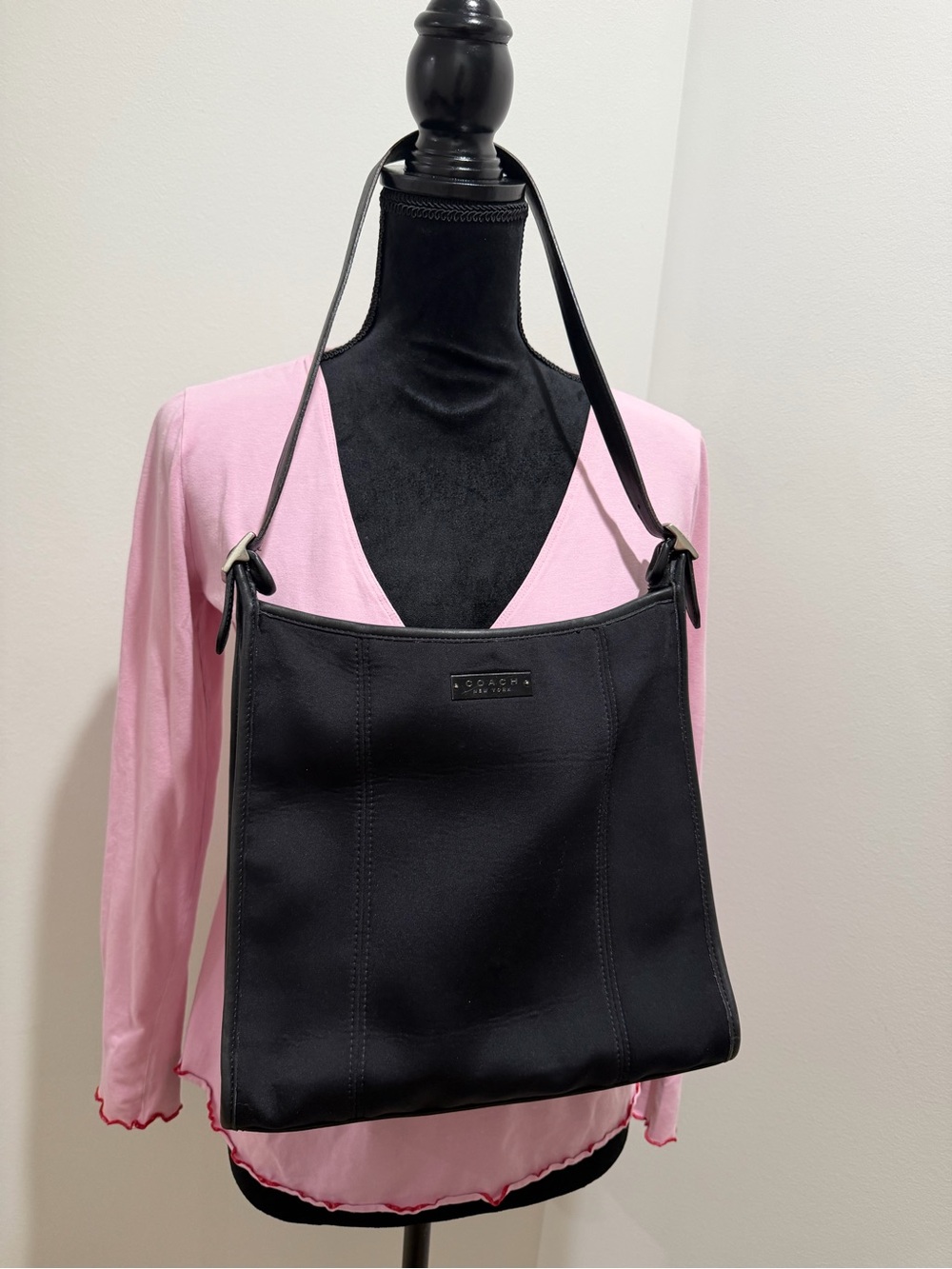 Vintage Coach 4243 Black Shoulder Bag Adjustable Strap 90s Y2K